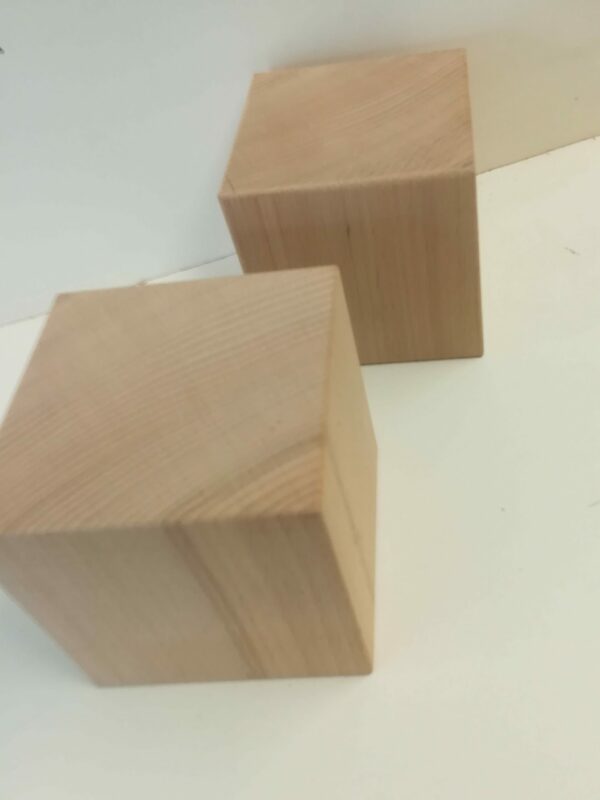 10 x Holzbausteine-Buchemassiv 60x60x60mm ringsum kindgerecht gerundet