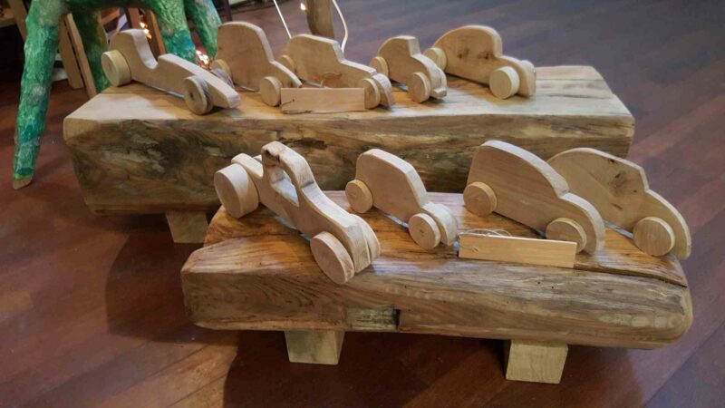 k-wooden-toy-1137943_1920-800x450